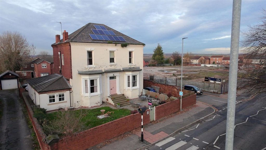 Property Image 28